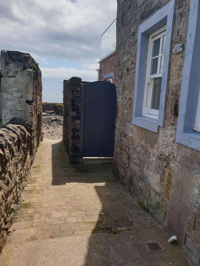 Stunning Shore Front House In Historic Cellardyke Anstruther Exterior photo